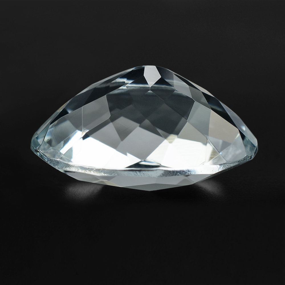 AQUAMARINE CHECKER CUT OVAL (A+) 14X10MM 5.70 Cts.
