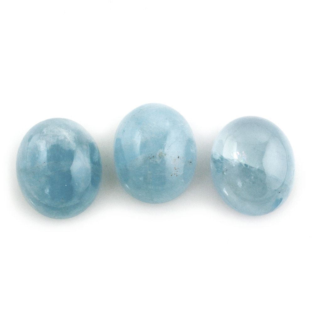 MILKY AQUAMARINE OVAL CAB (AA) 12X10MM 5.24 Cts.