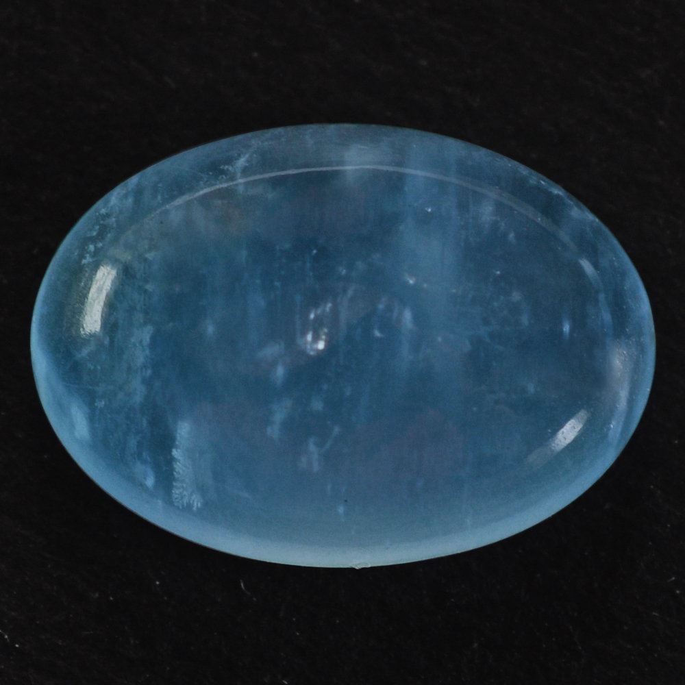 MILKY AQUAMARINE OVAL CAB 14X10MM 5.80 Cts.