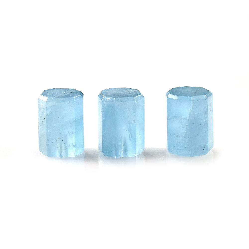 MILKY AQUAMARINE BARREL (HALF-DRILL) (AAA) 11X8MM 7.23 Cts.