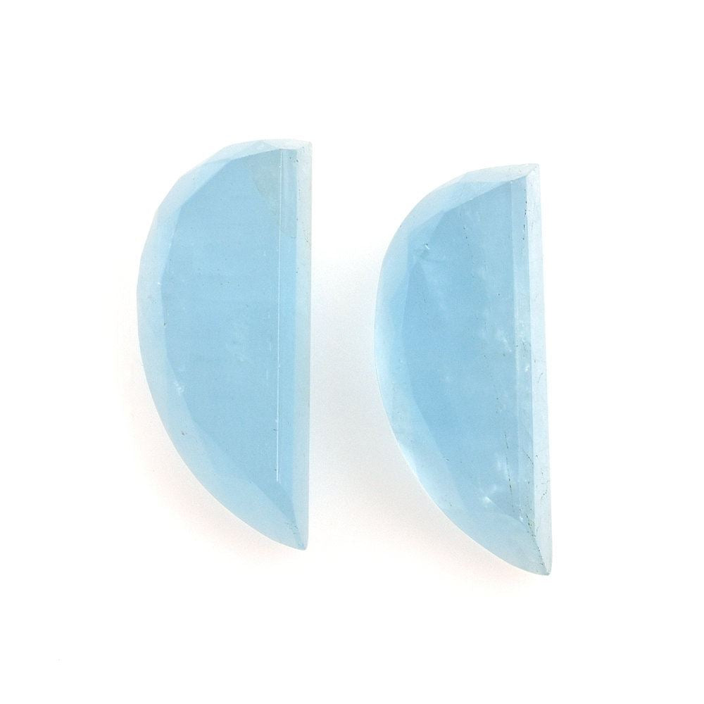 MILKY AQUAMARINE IRRGULAR CUT FANCY (AA) 20X8MM 7.05 Cts.