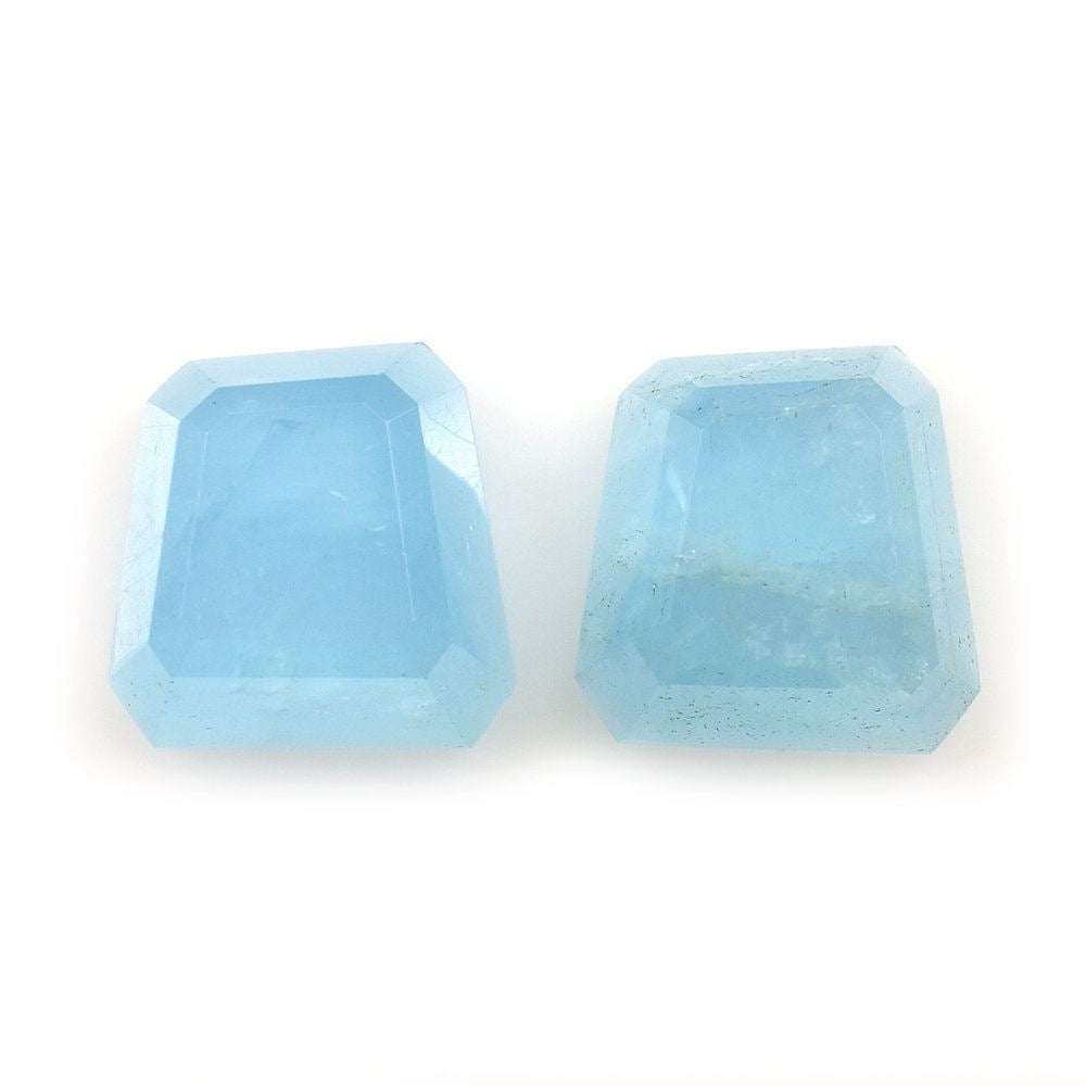 MILKY AQUAMARINE TABLE CUT TRAPEZOID CAB (AA) 13.20X13.10X11MM 9.05 Cts.