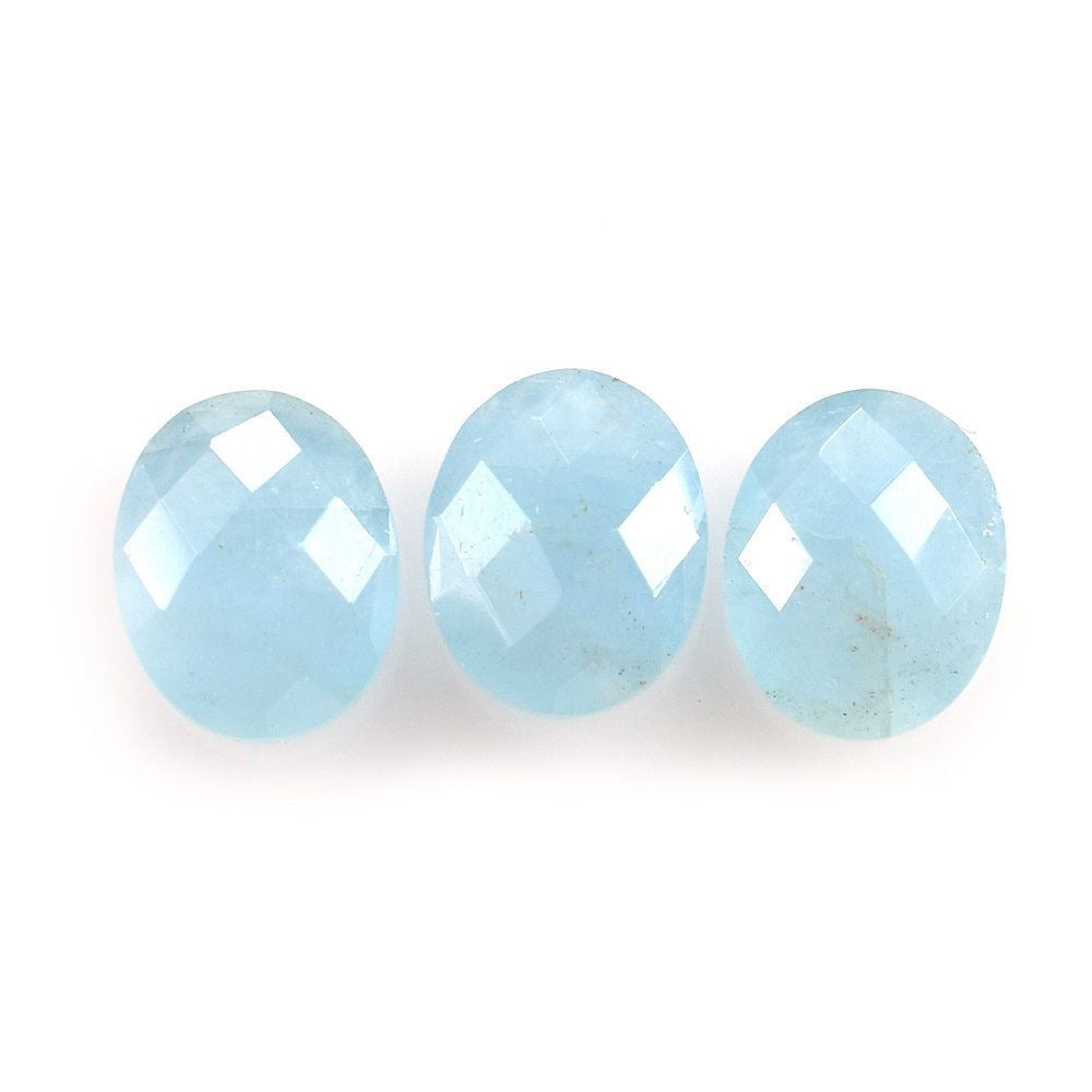 MILKY AQUAMARINE CHECKER BRIOLETTE OVAL (AA) 10X8MM 2.21 Cts.