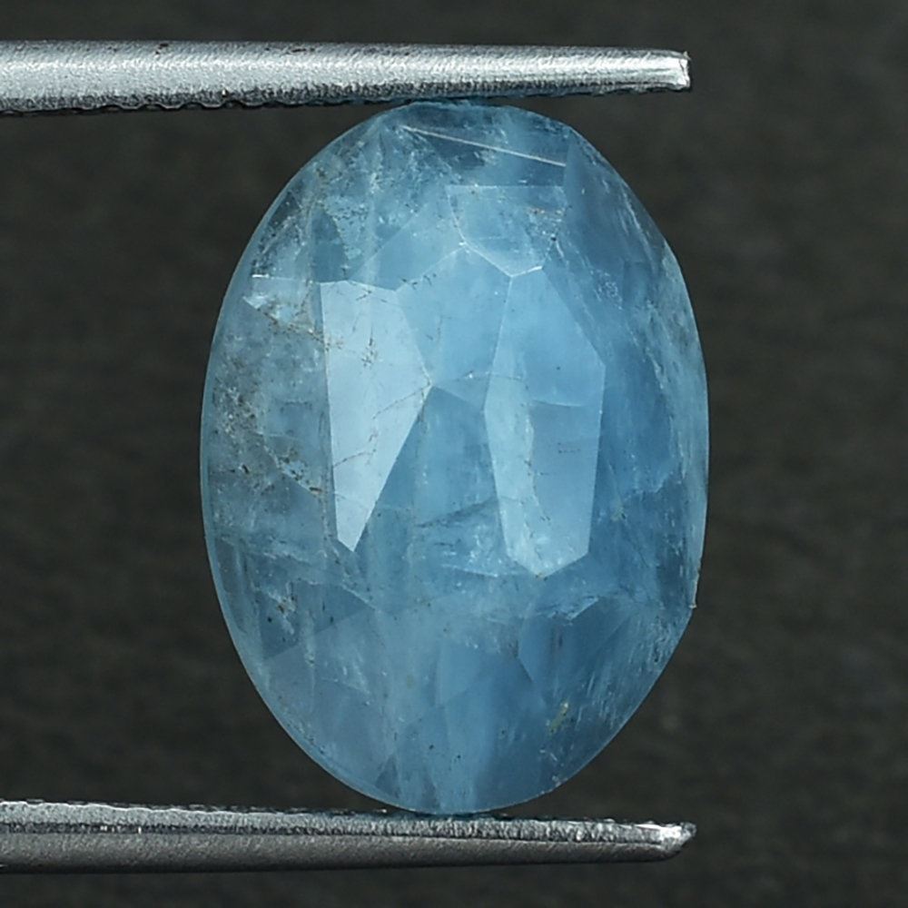 MILKY AQUAMARINE IRRGULAR CUT OVAL CAB (AAA) 14X10MM 5.37 Cts.