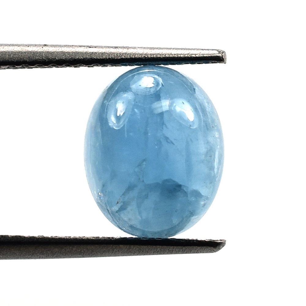 MILKY AQUAMARINE OVAL CAB (AAA) 10X8MM 2.88 Cts.
