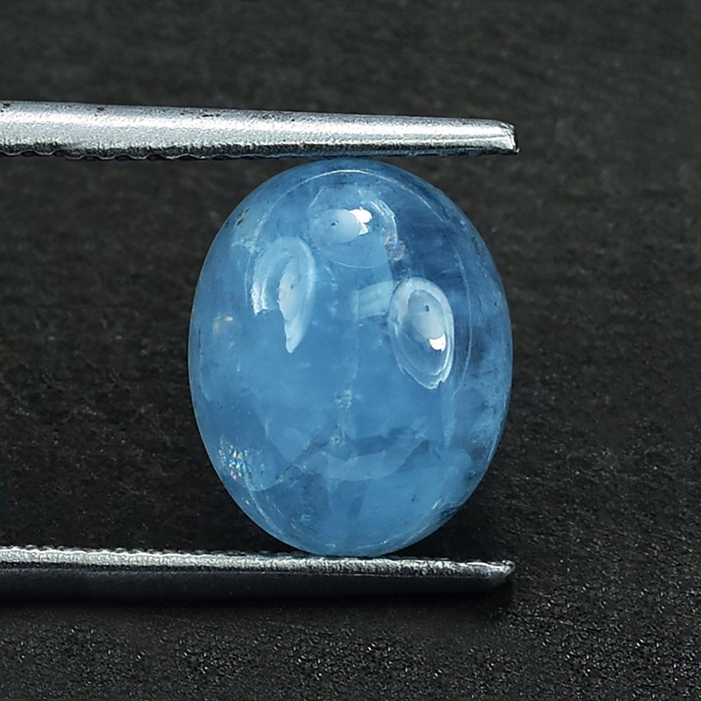 MILKY AQUAMARINE OVAL CAB (AAA) 10X8MM 2.88 Cts.