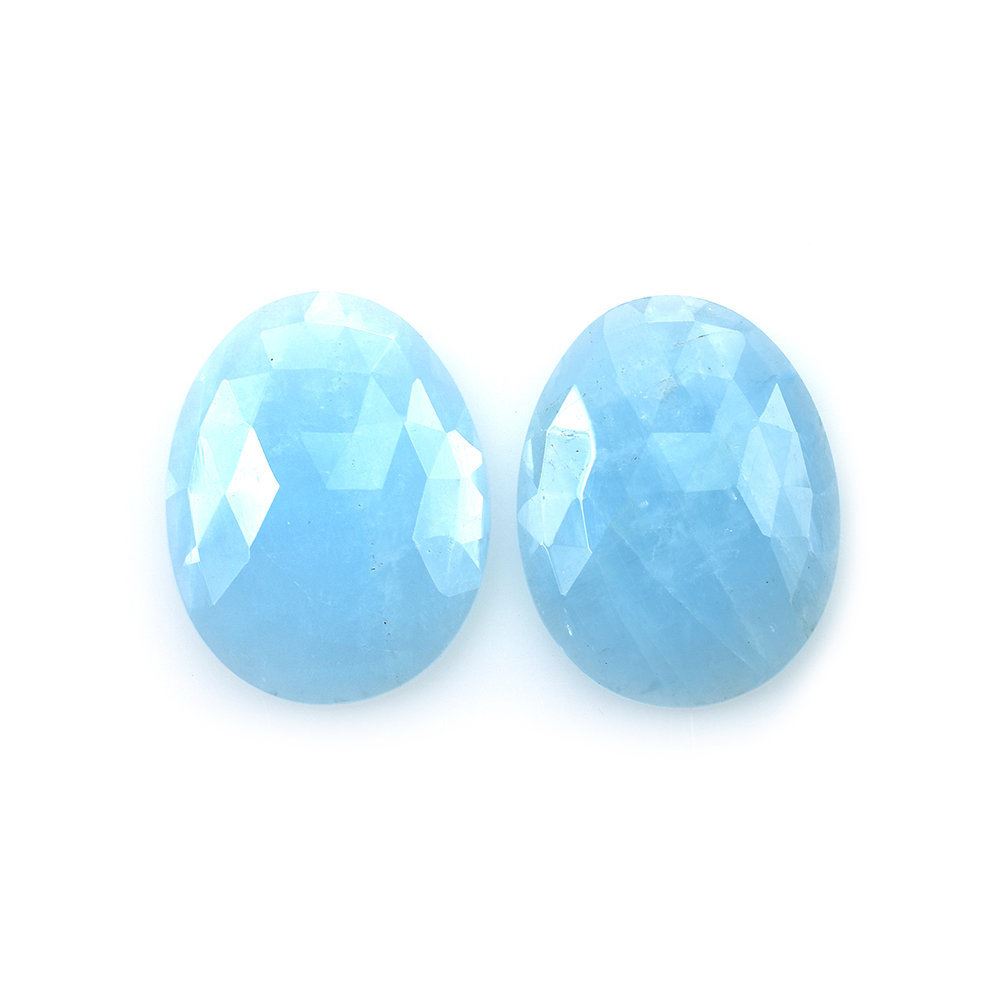 MILKY AQUAMARINE ROSE CUT OVAL CAB (MILKY/AA) 26X20MM 14.63 Cts.