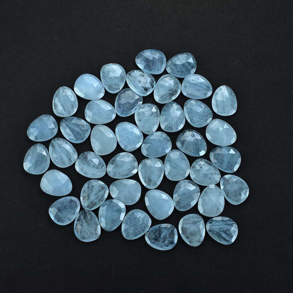 MILKY AQUAMARINE ROSE CUT BRIOLETTE TRILLIONISH (AA)(SI) 15.50X12.50 MM 4.89 Cts.