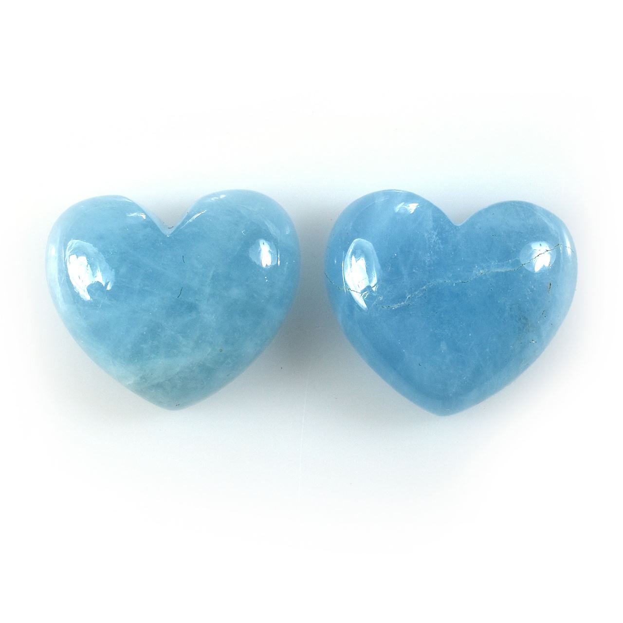 MILKY AQUAMARINE PLAIN HEART (AA) 14.00X12.00 MM 6.40 Cts.