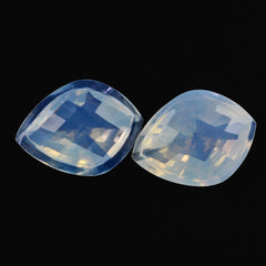 BLUE MOON QUARTZ CARVED CHECKER TOP ONION (DES#68) 16X12MM 6.58 Cts.