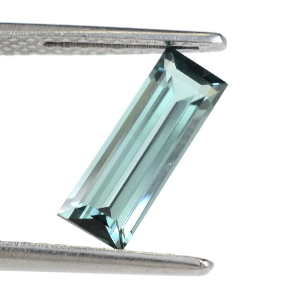 BLUE TOURMALINE CUT BAGUETTE (SI) 13X4.50MM 1.95 Cts.