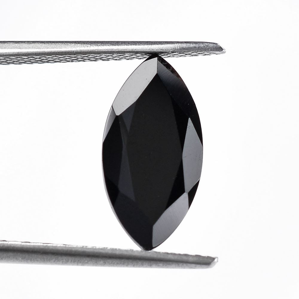 BLACK ONYX CUT MARQUISE 14X7MM 2.18 Cts.