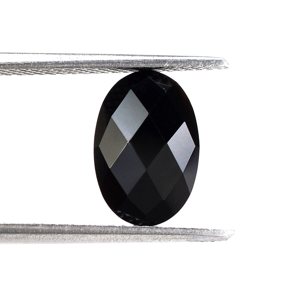 BLACK ONYX BRIOLETTE OVAL 12X8MM 2.63 Cts.
