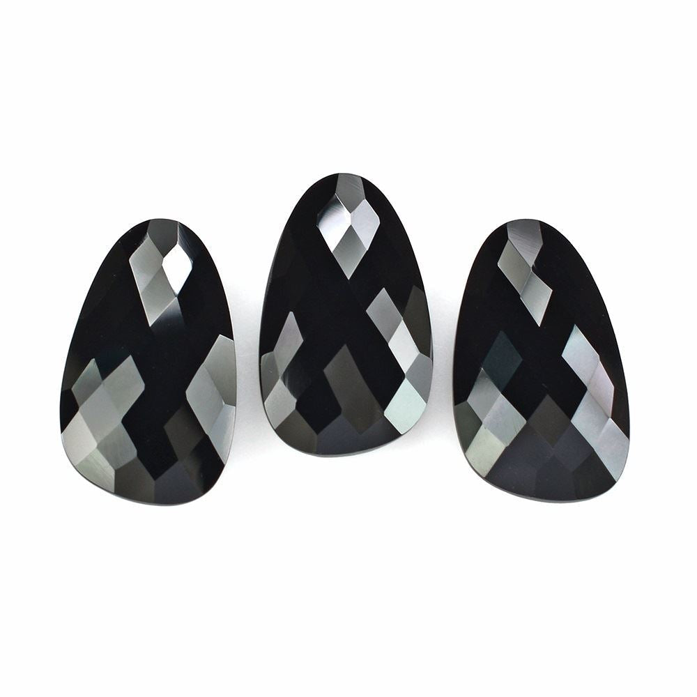 BLACK ONYX ROSE CUT BRIOLETTE IRREGULAR PEARISH 22X13MM 8.95 Cts.