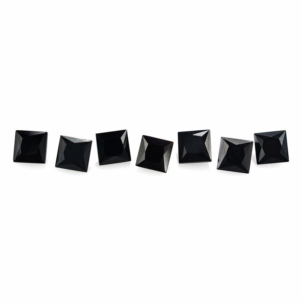 BLACK ONYX PRINCESS CUT SQUARE 4MM 0.31 Cts.