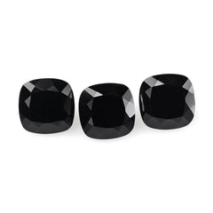 BLACK ONYX CUT CUSHION 7MM 1.31 Cts.