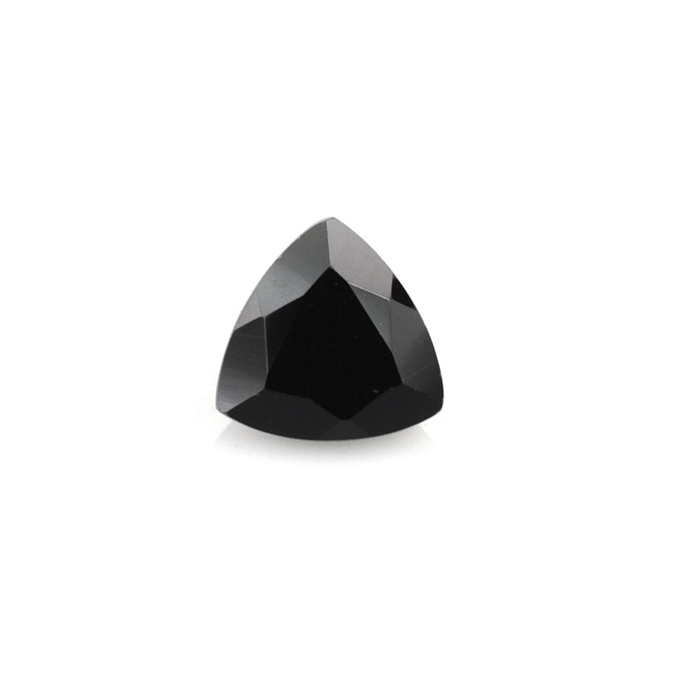 BLACK SPINEL CUT TRILLION 6MM 0.92 Cts.