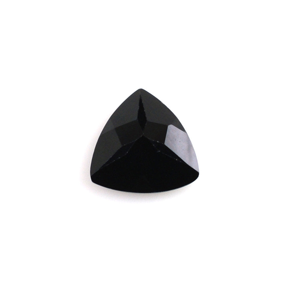 BLACK SPINEL CUT TRILLION 6MM 0.92 Cts.