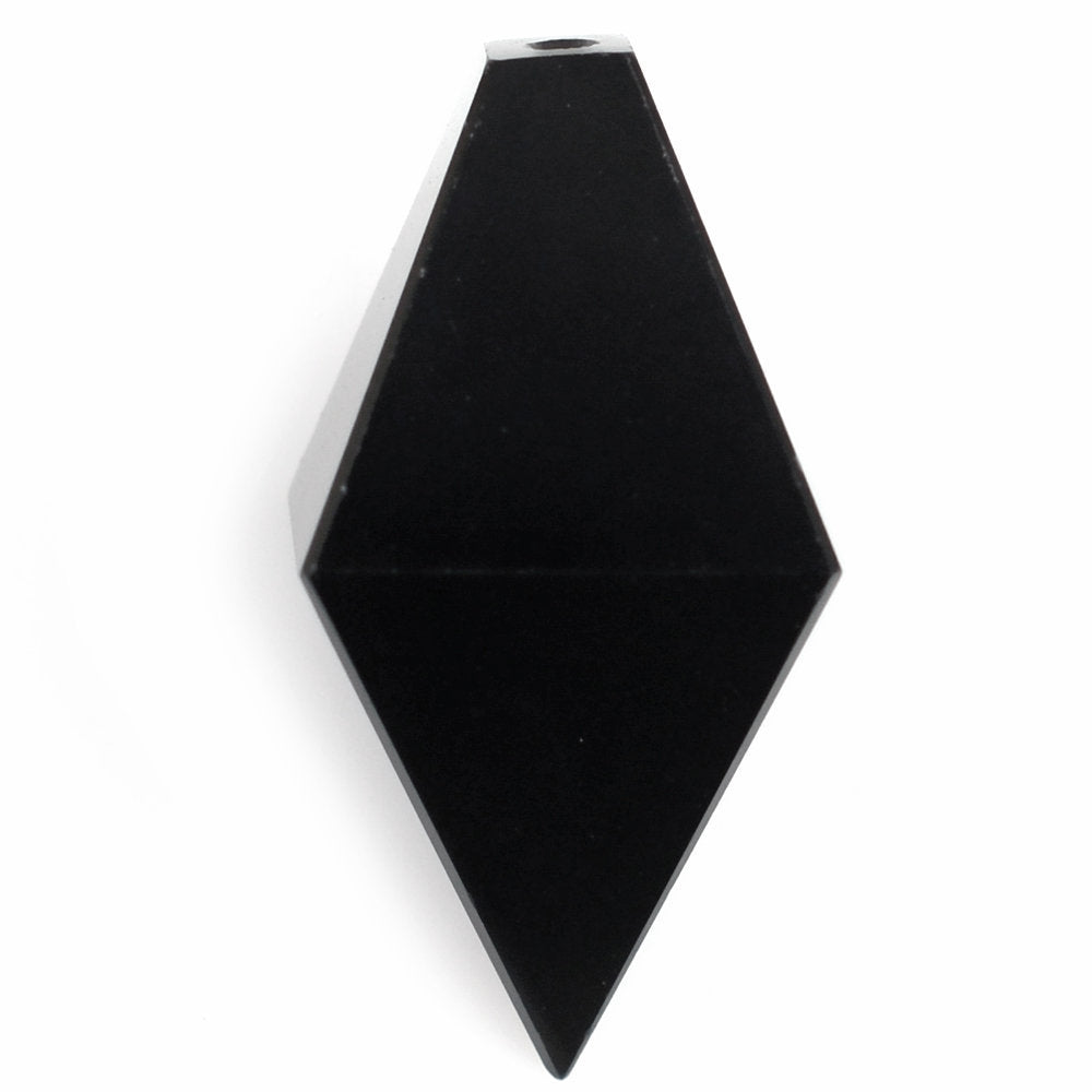 BLACK SPINEL PYRAMID 16X8MM 7.67 Cts.