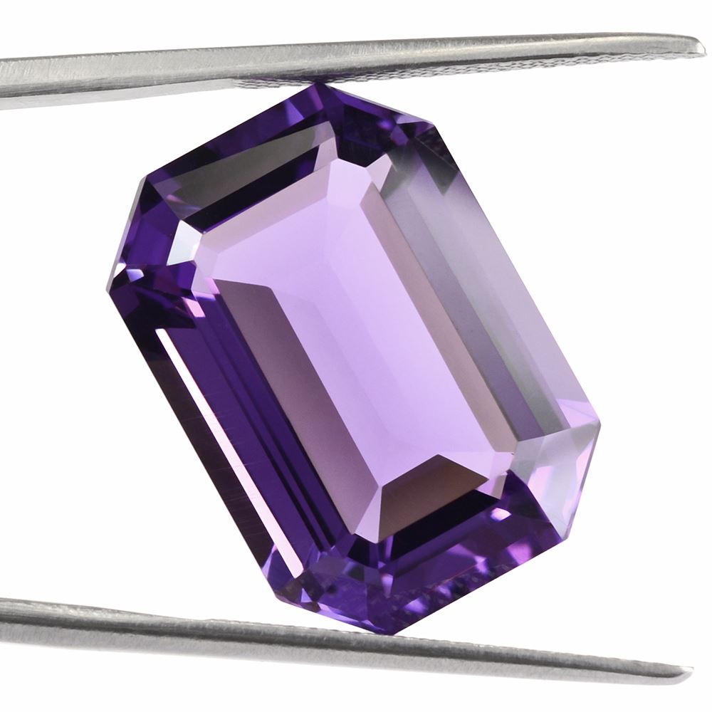 BRAZIL AMETHYST CUT OCTAGON 20X14MM 16.63 Cts.