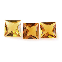 GOLDEN CITRINE PRINCESS CUT SQUARE 6MM 0.94 Cts.