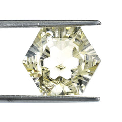 YELLOW CITRINE SPENDOR CUT HEXAGON (DES#76) (C-4) 12MM 6.40 Cts.