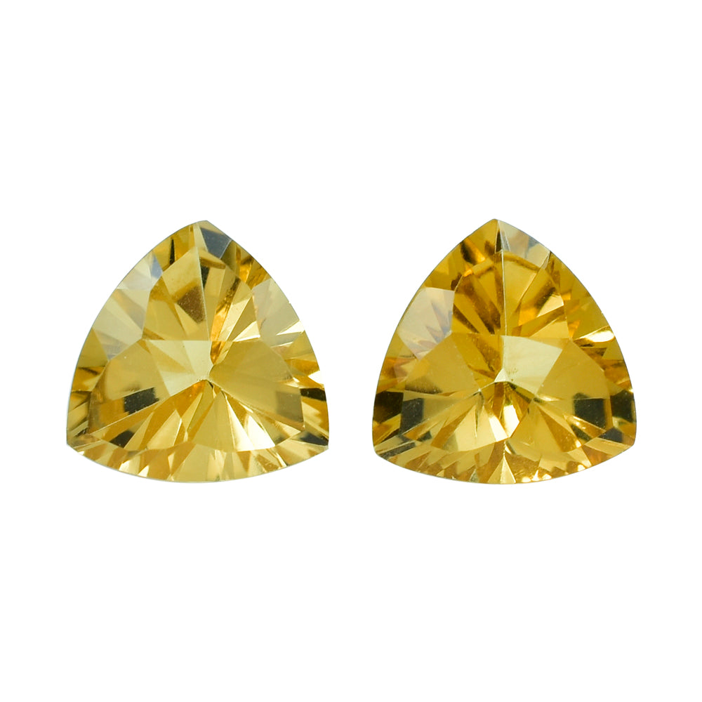 CITRINE (GOLDEN) TRIANGLE TOP DIAMOND CUT BACK TRILLION (DES#90) (C-2) 10MM 3 Cts.