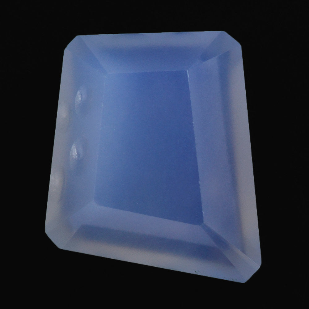 NATURAL CHALCEDONY CHEESE CUT (DES#59) 18.50X16X15X13MM 16.08 Cts.