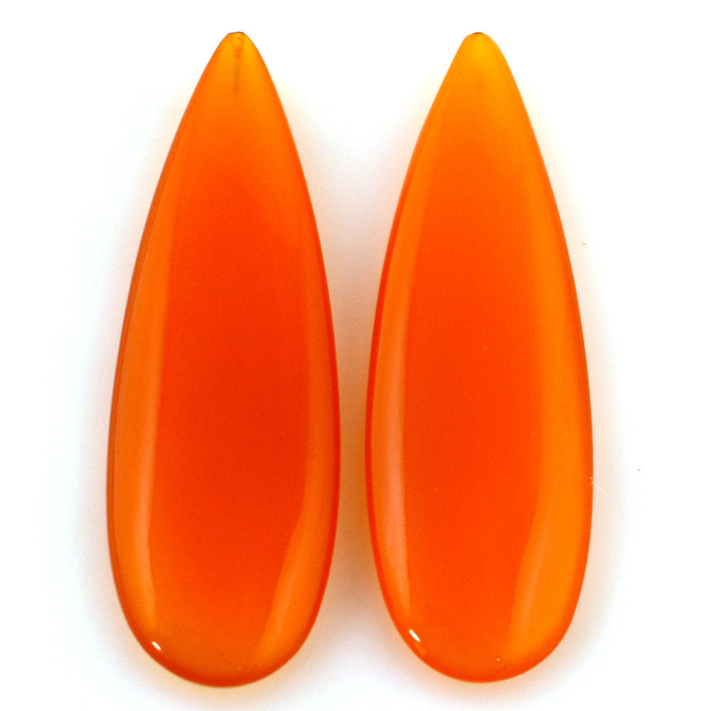 DYED PAPAYA CHALCEDONY LENTIL PEAR 49.50X16MM 29.08 Cts.