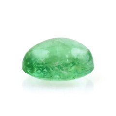 BRAZILIAN EMERALD OVAL CAB 8X6MM 1.50 Cts.