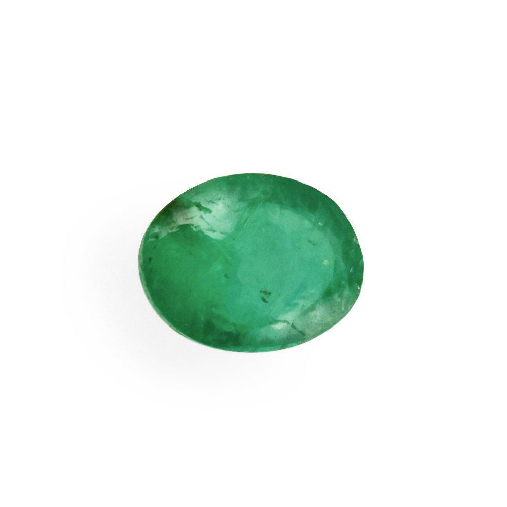 BRAZILIAN EMERALD OVAL CAB 4X3MM 0.25 Cts.