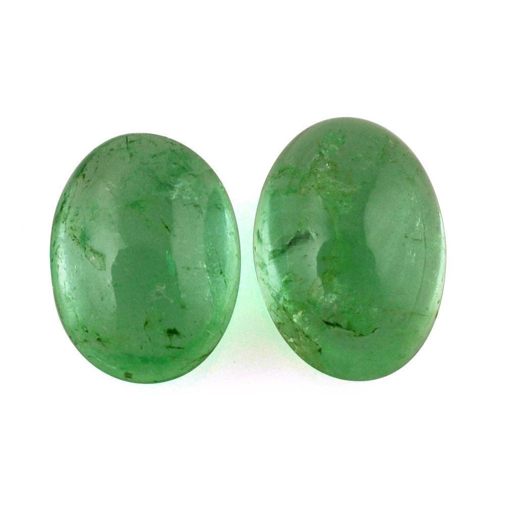 BRAZILIAN EMERALD OVAL CAB 7X5MM 0.83 Cts.