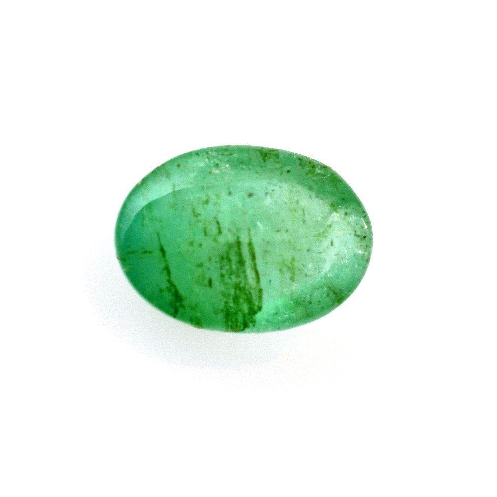 BRAZILIAN EMERALD OVAL CAB 6X4.50MM 0.70 Cts.