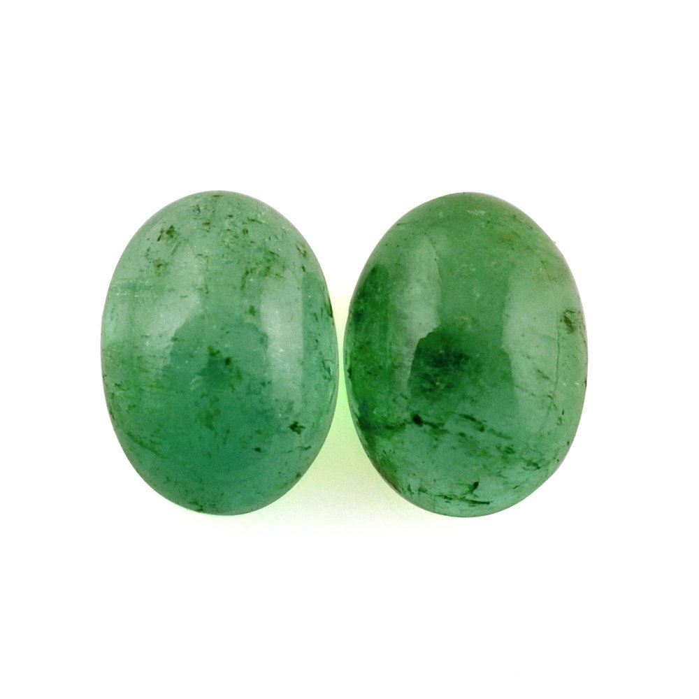 BRAZILIAN EMERALD OVAL CAB 6X4.50MM 0.70 Cts.