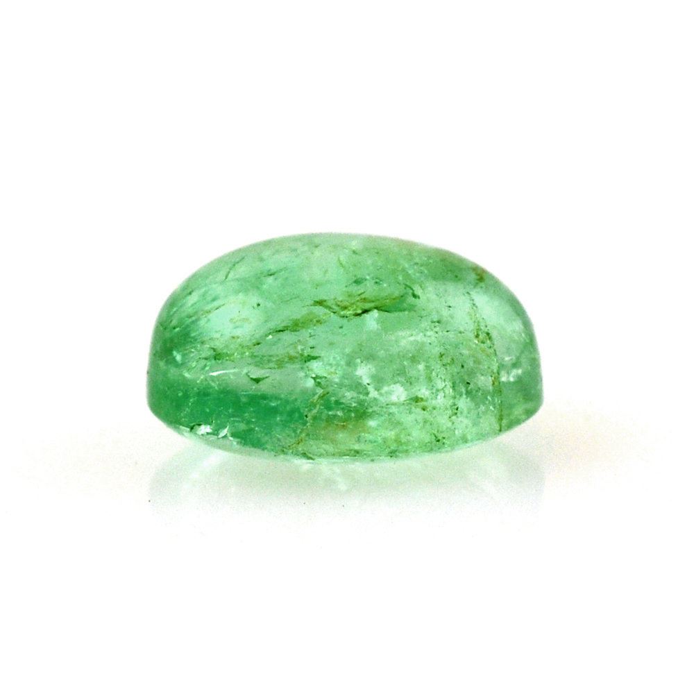 BRAZILIAN EMERALD OVAL CAB 7X5MM 0.95 Cts.