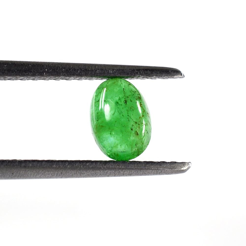 EMERALD OVAL CAB 6X4.50MM 0.65 Cts.