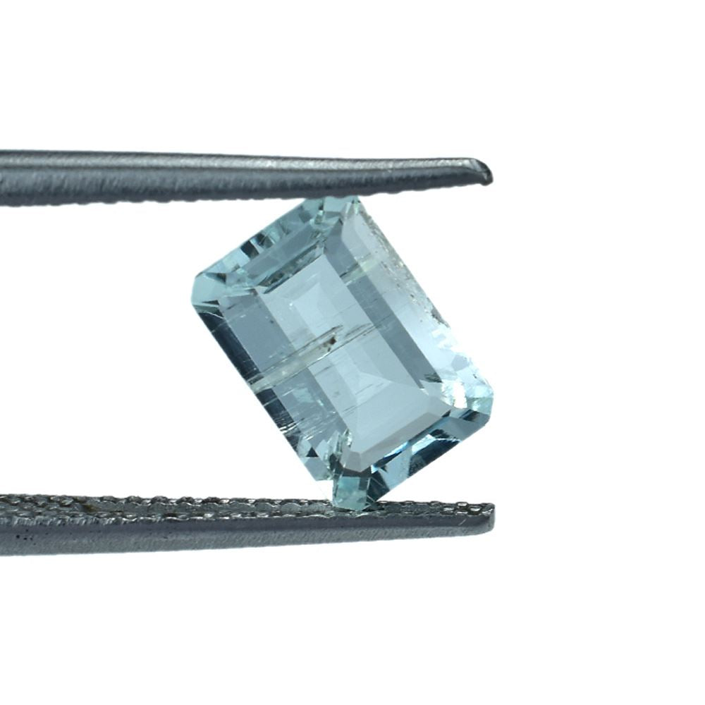 NIGERIAN EMERALD STEP CUT OCTAGON 8.80X6.00 MM 1.45 CTS