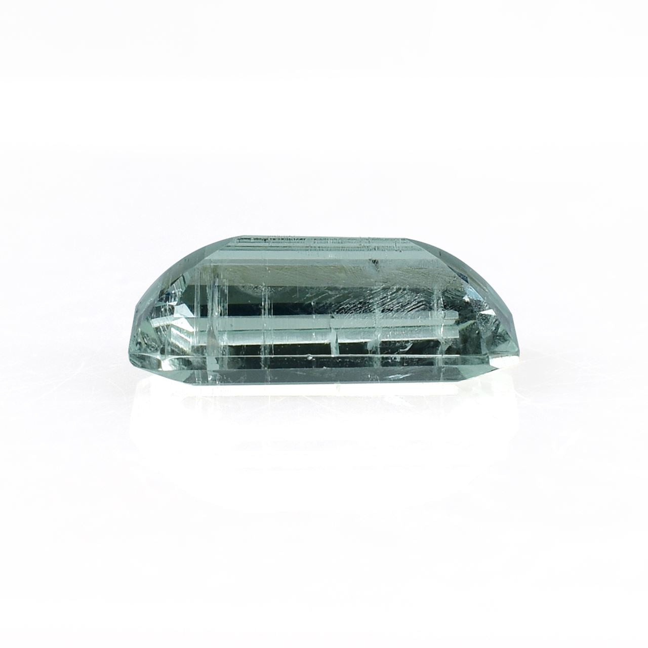 NIGERIAN EMERALD STEP CUT OCTAGON 14.00X9.00 MM 5.05 CTS