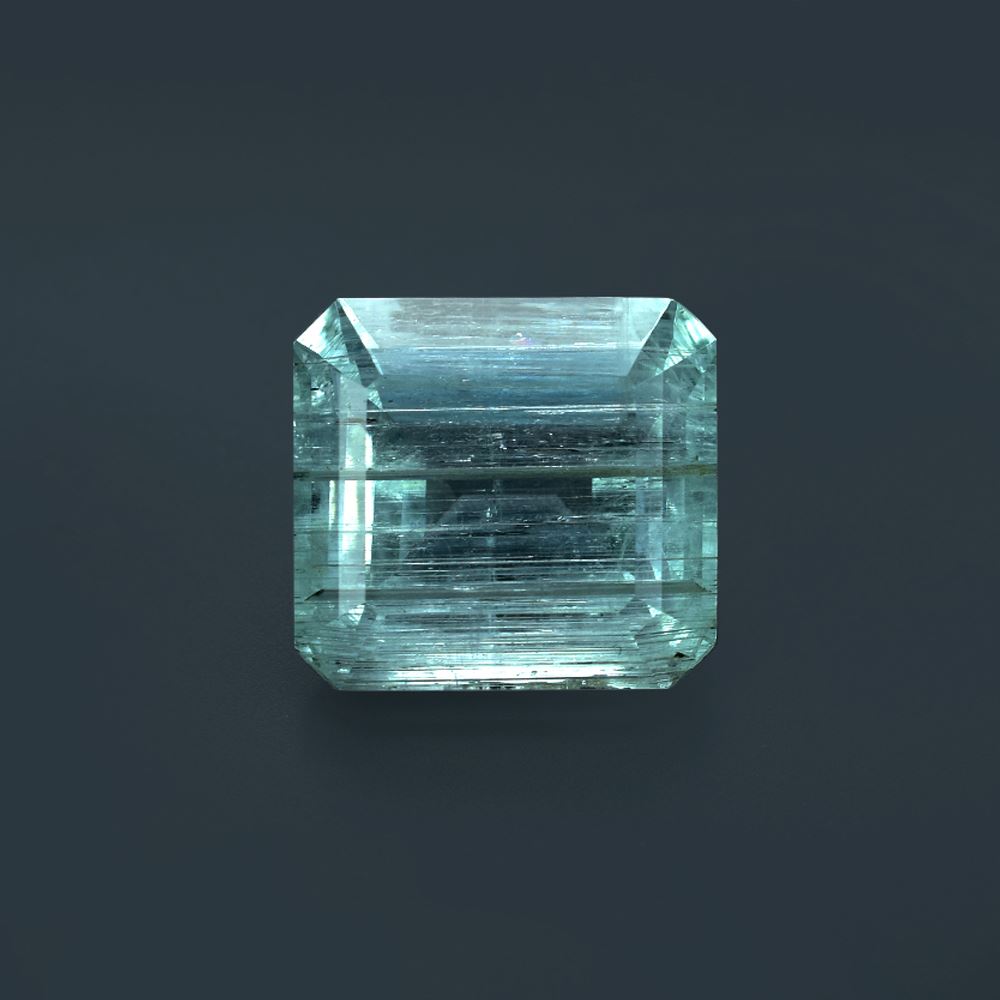 NIGERIAN EMERALD CUT SQUARE OCTAGON 10.70X10.00 MM 4.95 CTS