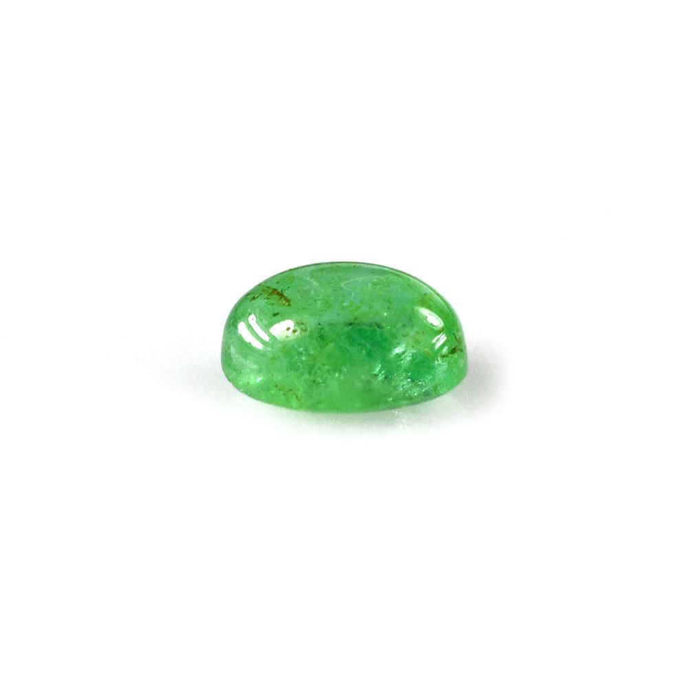 EMERALD OVAL CAB 7X5MM 0.96 Cts.