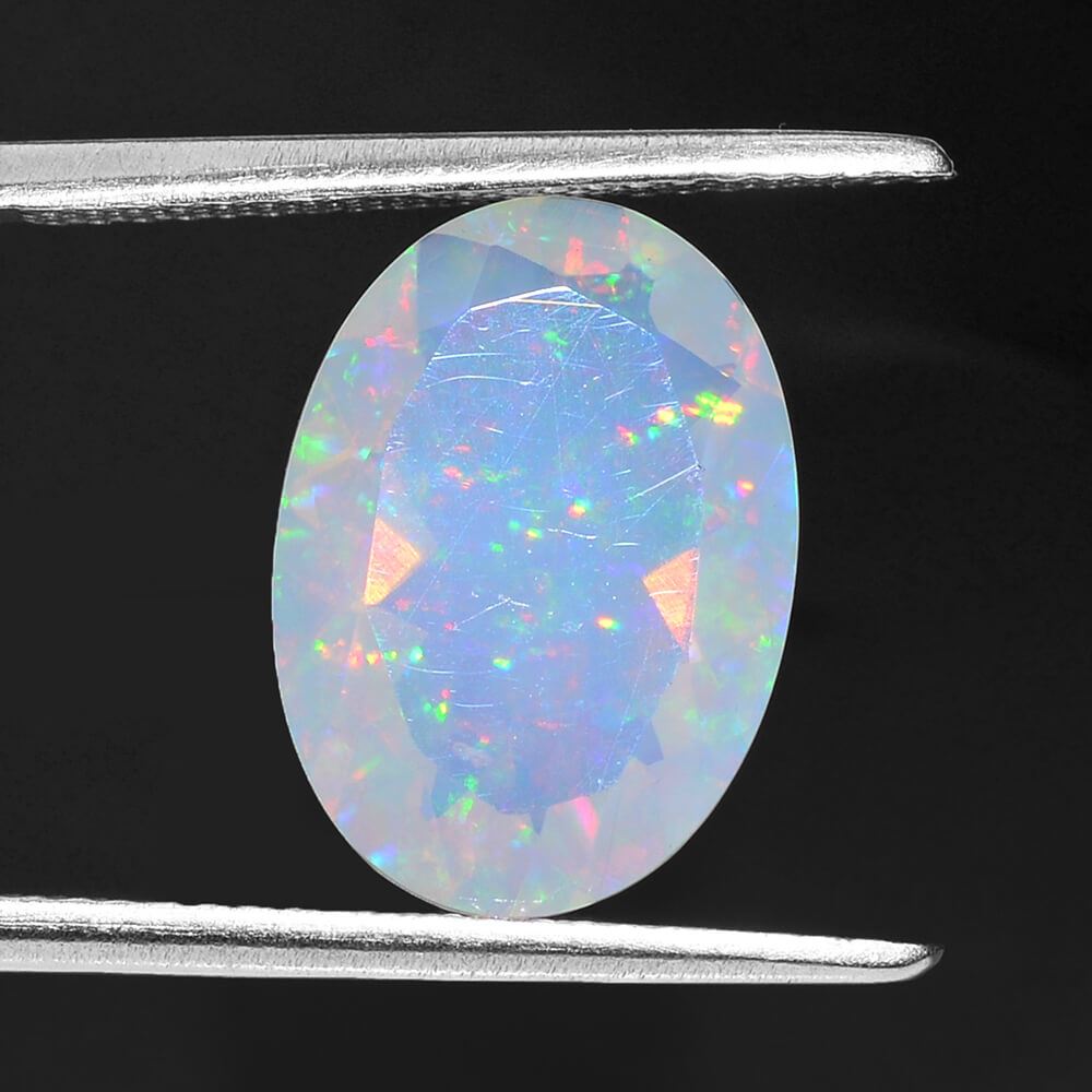 ETHIOPIAN OPAL CUT OVAL 14X10MM 3.29 Cts.