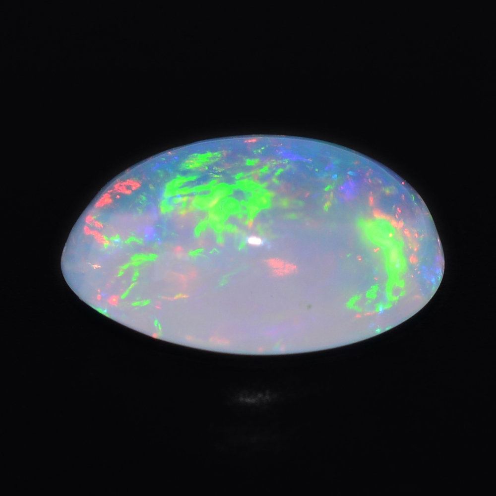 ETHIOPIAN OPAL OVAL CAB 8X6MM 0.78 Cts.