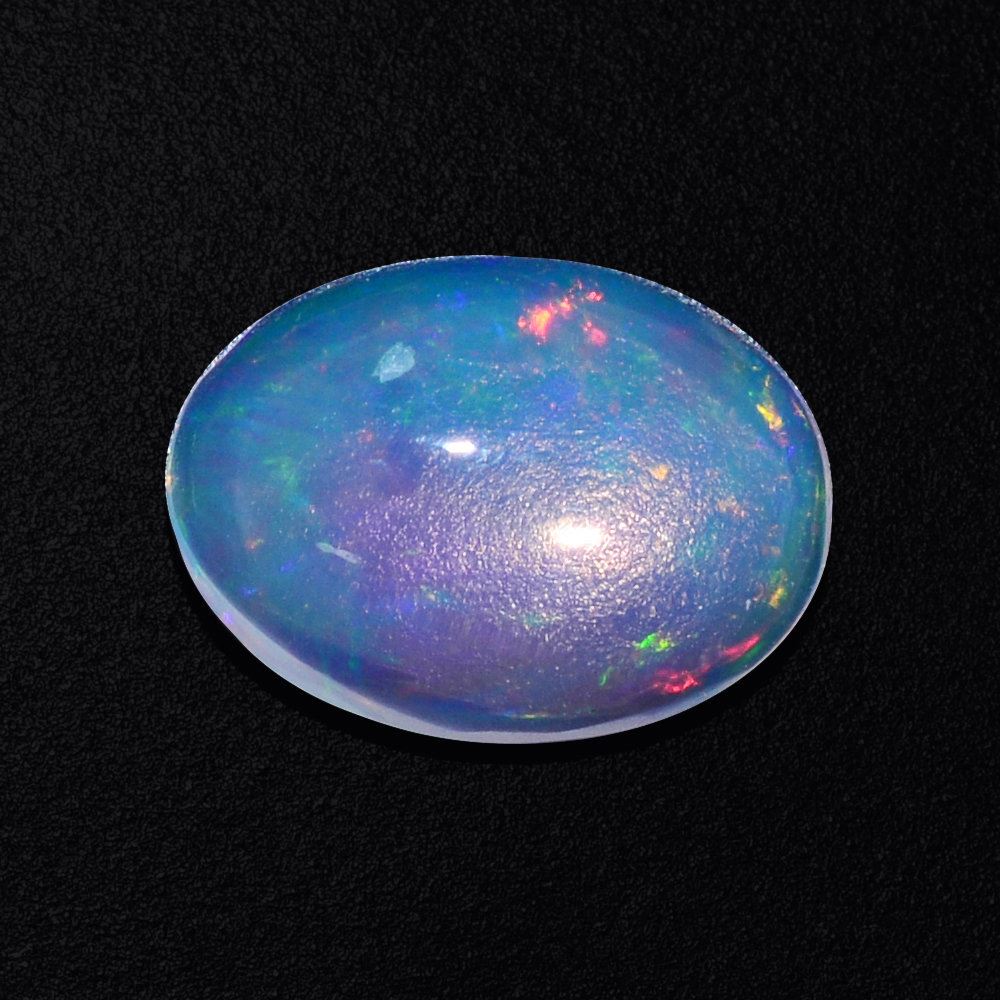 ETHIOPIAN OPAL OVAL CAB 8X6MM 0.78 Cts.