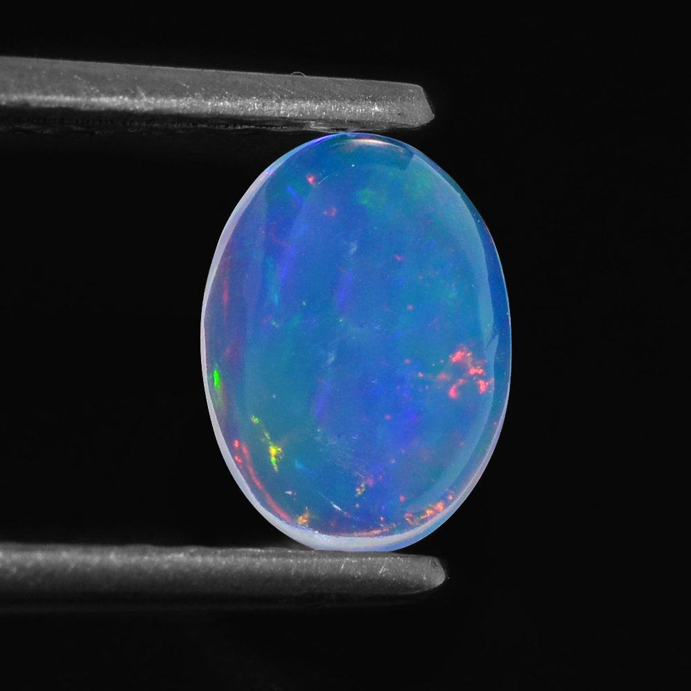 ETHIOPIAN OPAL OVAL CAB 8X6MM 0.78 Cts.