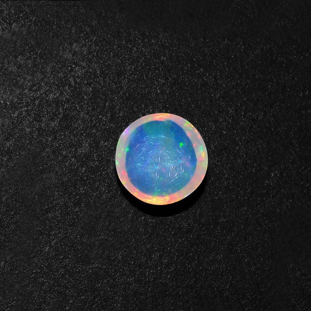 ETHIOPIAN OPAL ROUND CAB 4MM 0.15 Cts.