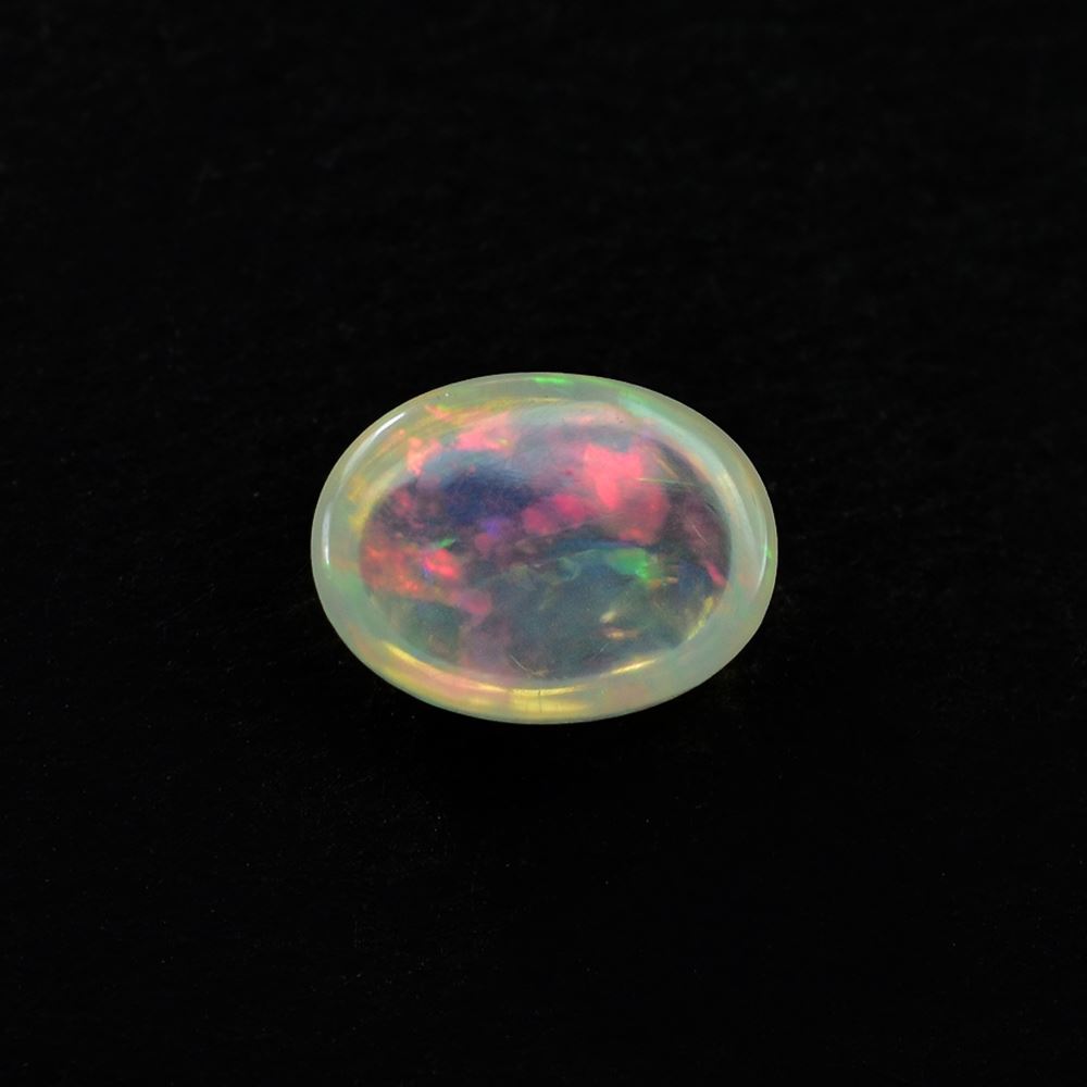 ETHIOPIAN OPAL PLAIN OVAL CAB (OFF WHITE TRANSPARENT/VERY LOW POWER) 8.00X6.00 MM 0.75 CTS