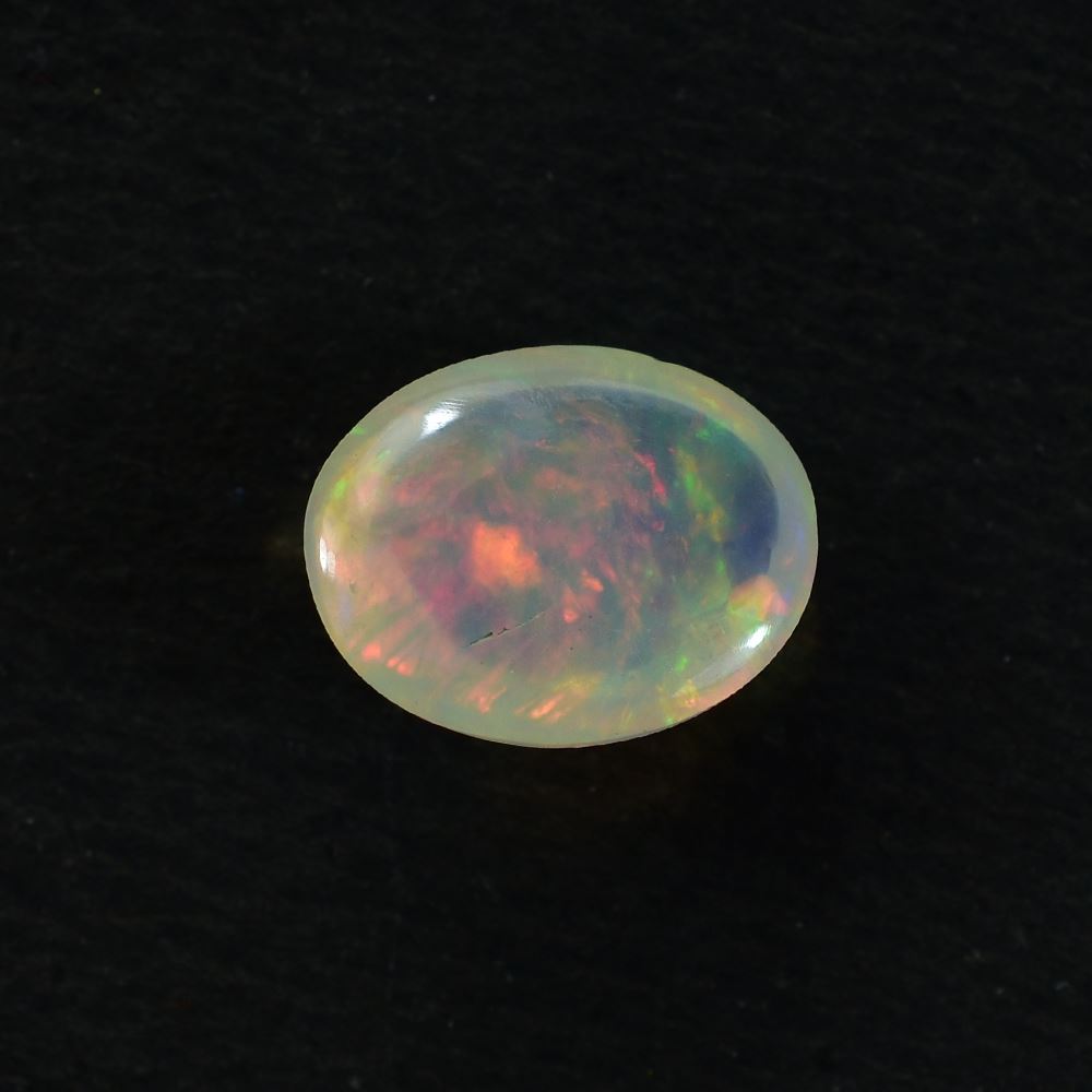 ETHIOPIAN OPAL PLAIN OVAL CAB (WHITE BASE/BLUE GREEN POWER) 10.00X8.00 MM 1.69 CTS