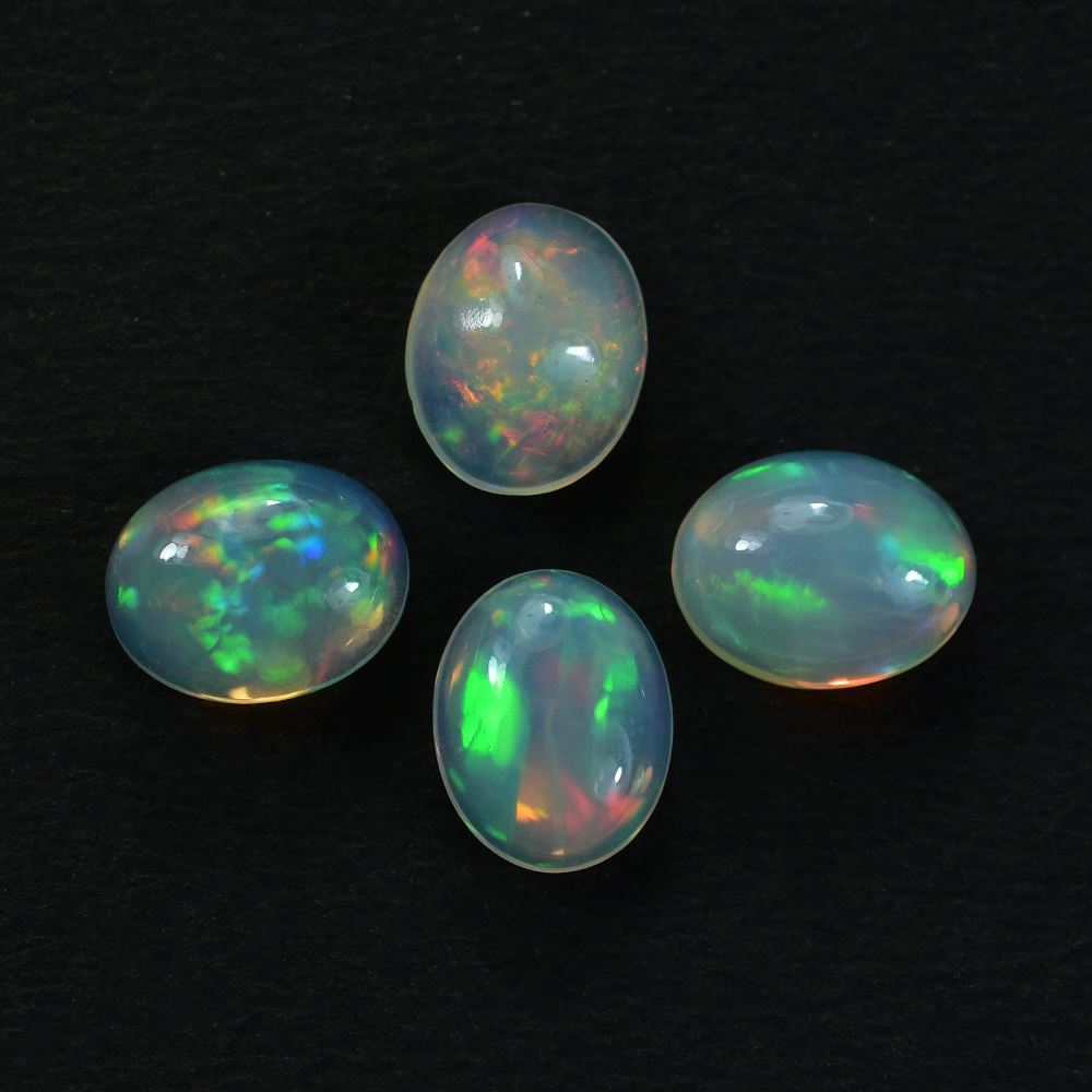 ETHIOPIAN OPAL PLAIN OVAL CAB (WHITE BASE/BLUE GREEN POWER) 10.00X8.00 MM 1.69 CTS