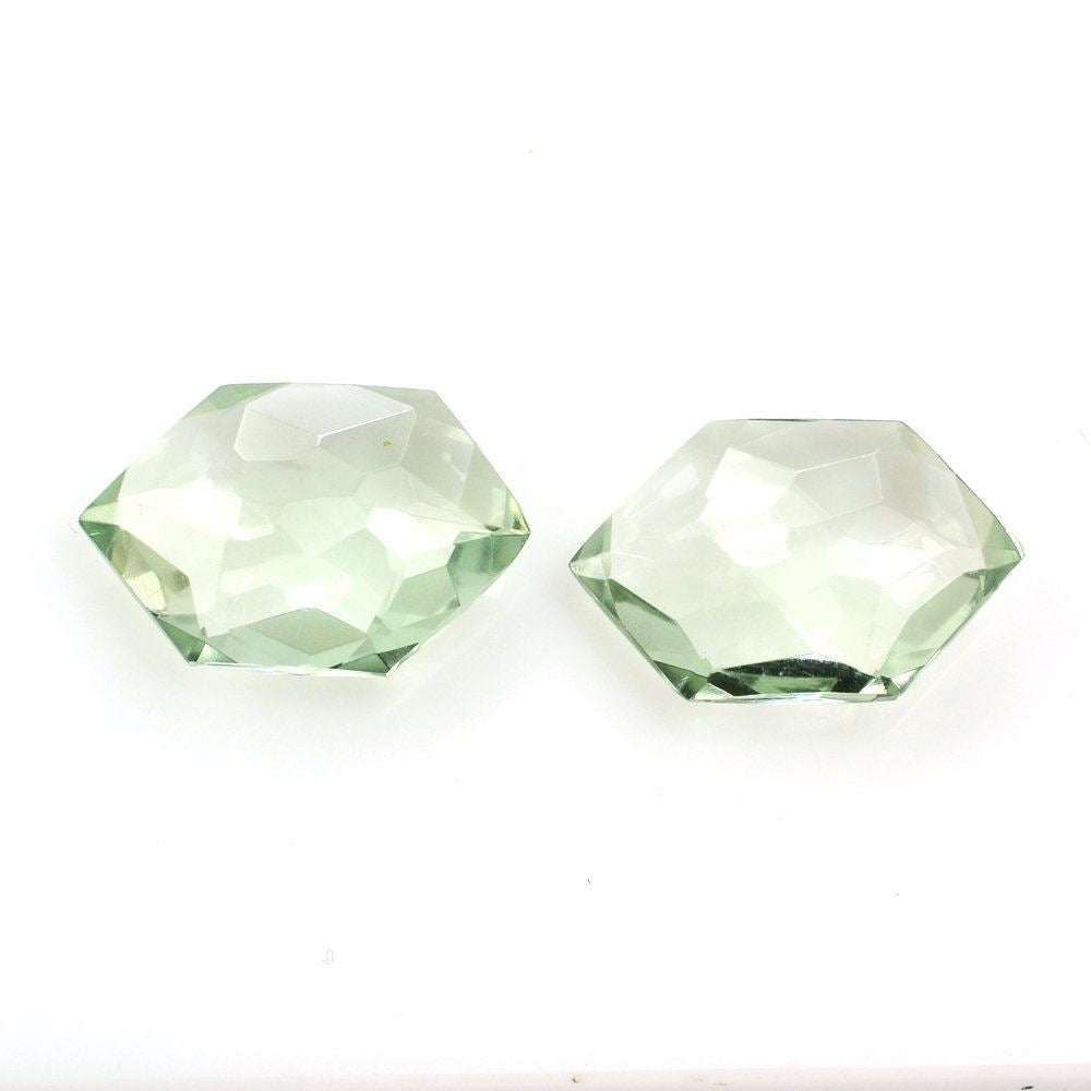 GREEN AMETHYST IRREGULAR CUT BRIOLETTE HEXAGON (SPECIAL/CLEAN) 16X10.50MM 4.69 Cts.