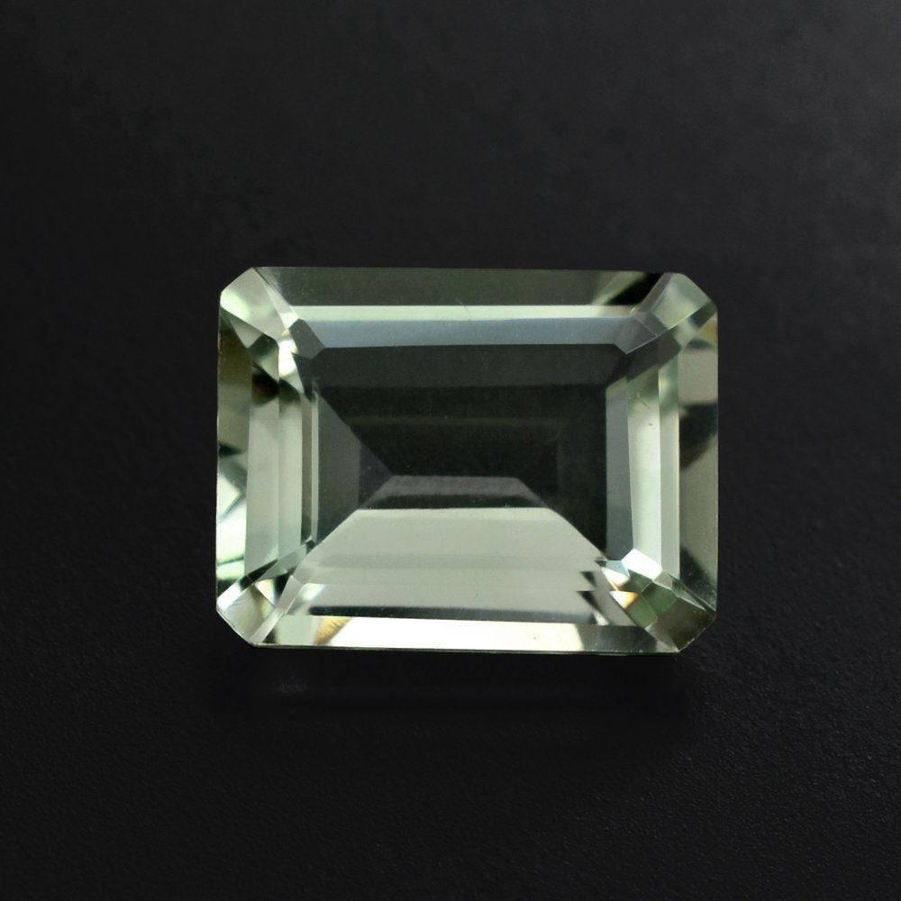 GREEN AMETHYST CUT OCTAGON 9X7MM 2.10 Cts.